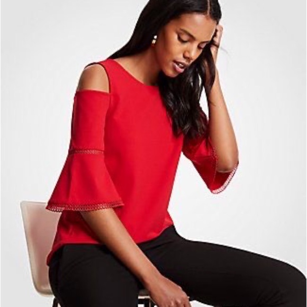 Ann Taylor Red Eyelet trim cold shoulder top. Size Large NEW